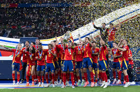 凭借全员的 凭借全员的